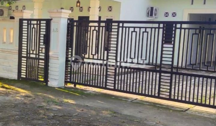 Rumah Komplek Paling Aman dan Asri di Jl Flamboyan 1
