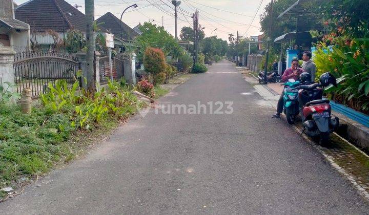 Rumah Antik Di Medan Baru Dekat Dinas Pendapatan Daerah 2