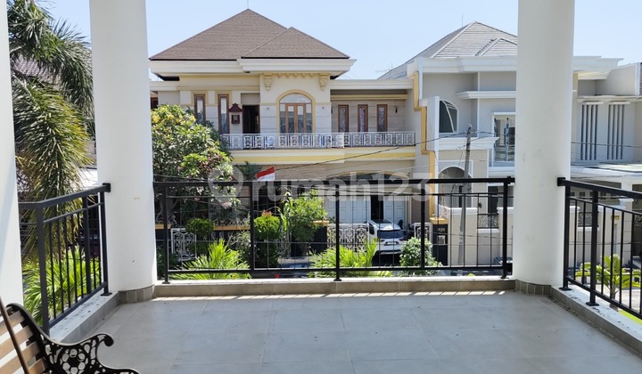 Dijual Rumah 2 Lantai Daerah Dharmahusada,Surabaya Timur 2