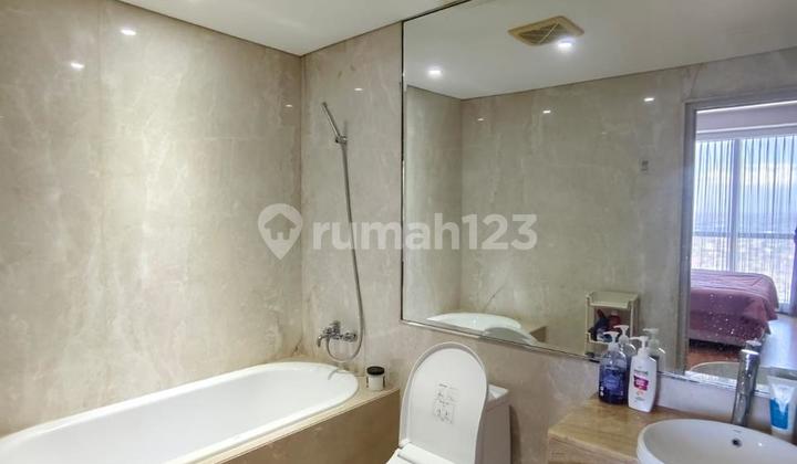 Dijual/Disewa Apartemen Mewah The Peak Tengah Kota Surabaya