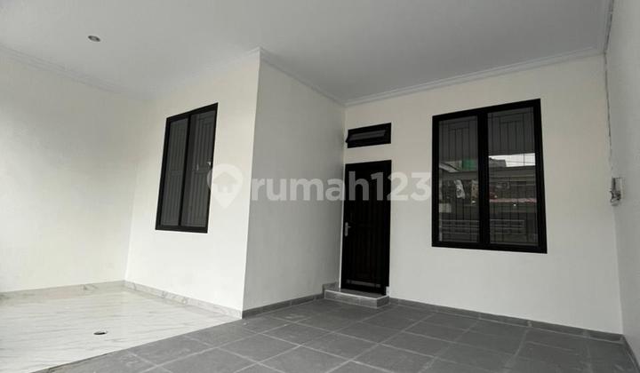 Beautiful House in Premium Location Harapan Indah Ready to Occupy 13694 MAR 2