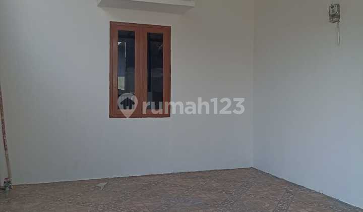 Rumah 1 Lantai Lokasi Strategis Harapan Indah (13676 Sri / Ang) 2