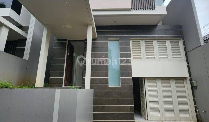 Modern Minimalis Home Siap Huni Dekat Ke Antasari Dan Cipete Area 1