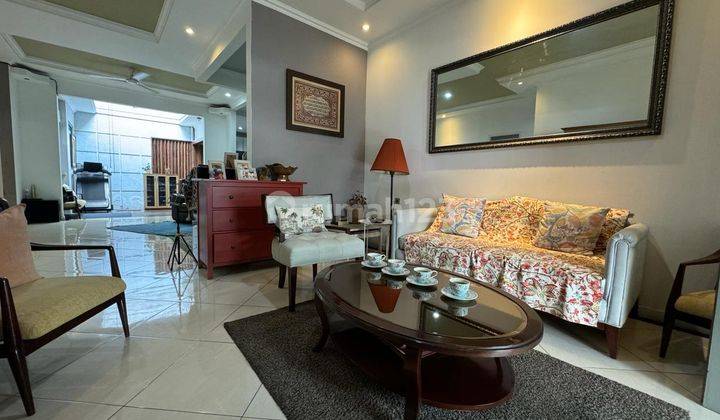 Rumah 2 Lantai Super Cozy Dekat Ke Mrt Cipete 2