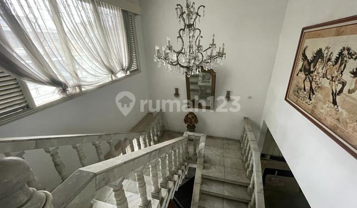 Rumah Hitung Tanah Lokasi Dekat Jalan Raya Cocok untuk Usaha di Kemang Rumah Hitung Tanah Lokasi Dekat Jalan Raya Cocok untuk Usaha di Kemang