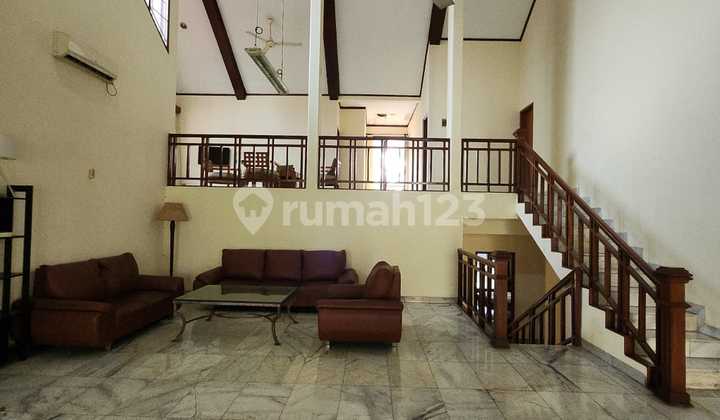 Asri 3-Storey House with Spacious Yard and Swimming Pool in Kemang 2