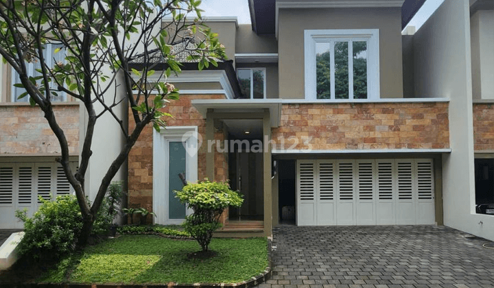 Hunian Luxury Dengan Private Pool di Kemang  1