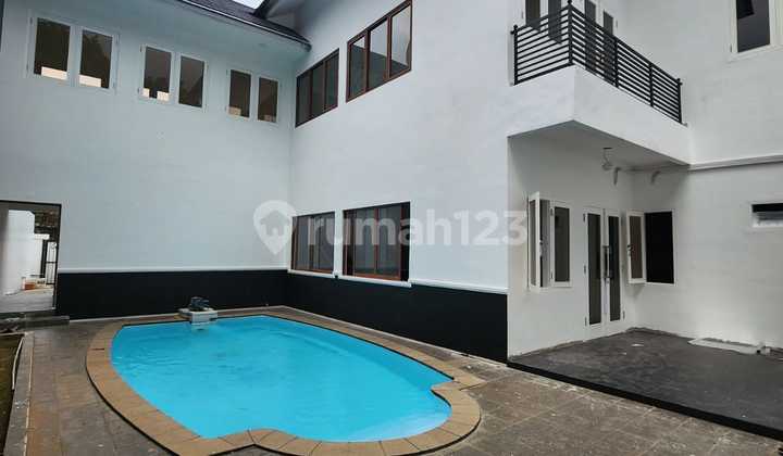 For Sale 2-Story House with Swimming Pool in Kemang – South Jakarta For Sale 2-Story House with Swimming Pool in Kemang – South Jakarta