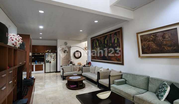 Neat house at an attractive price in Pejaten Neat house at an attractive price in Pejaten