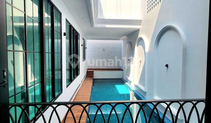 Rumah Luxury 3 Lantai di Cilandak Selangkah ke Citos