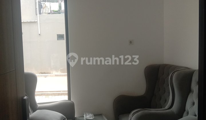 Rumah Murah2 Lantai di Tangerang Selatan Dekat Stasiun dan Tol Rumah Murah2 Lantai di Tangerang Selatan Dekat Stasiun dan Tol