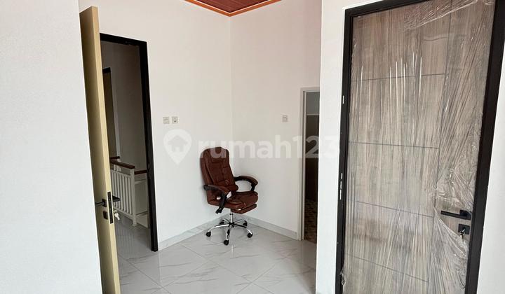 Rumah Murah 2 Lantai Akses Stasiun dan Tol Serpong Rumah Murah 2 Lantai Akses Stasiun dan Tol Serpong