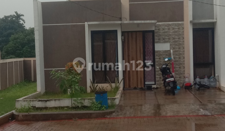 Rumah Komersil SHM Strategis Dekat Tol dan Stasiun Cisauk Rumah Komersil SHM Strategis Dekat Tol dan Stasiun Cisauk