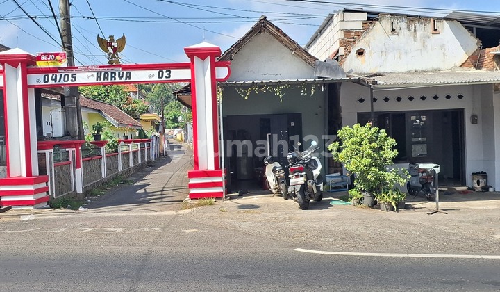 Rumah SHM Jl Raya Provinsi Pakiskembar Pakis Malang Jual murah Posisi Hook Pojok 2