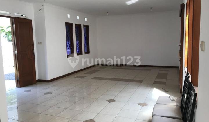 Affordable House in Mekar Wangi suitable for Business Affordable House in Mekar Wangi suitable for Business
