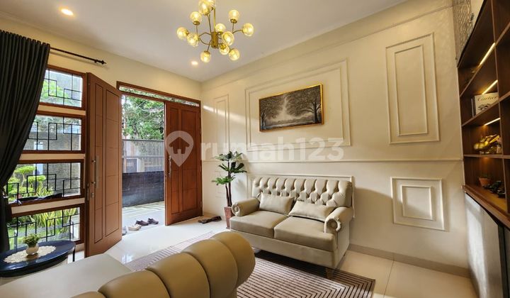 Luxury House in Setiabudi Below Market Price Only 4M