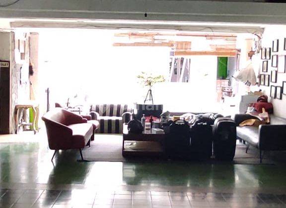 Rumah Heritage di Jalan Supratman Bandung 4