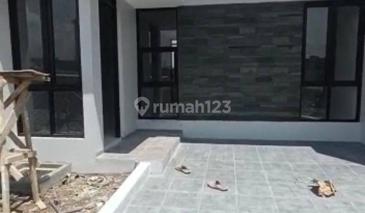 Rumah Baru Pinggir Jalan Grand Paradise Kopo Katapang 2