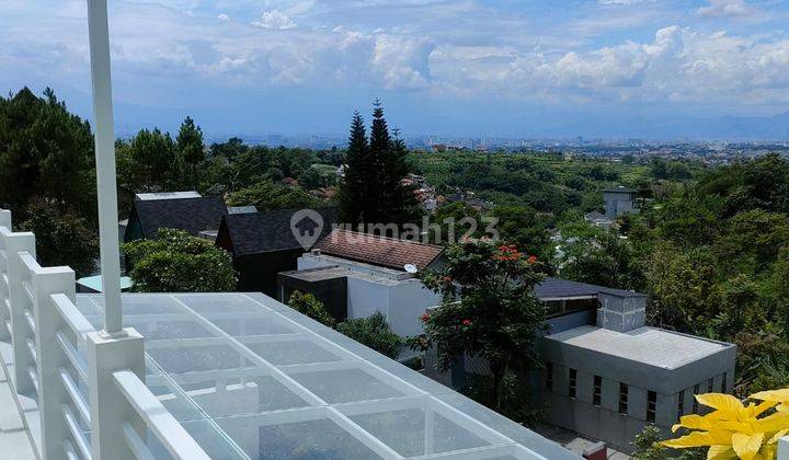 Rumah Dago Pakar Dengan View City Bandung 1