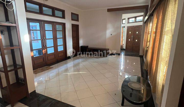 Rumah Hoek Siap Huni di Arcamanik Endah Bandung