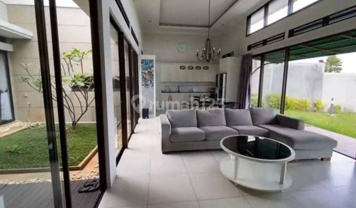 Rumah di Kawasan Bandung Tempo Doeloe Dengan View Danau 1