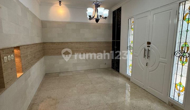 For rent: newly renovated house in West Jakarta 2