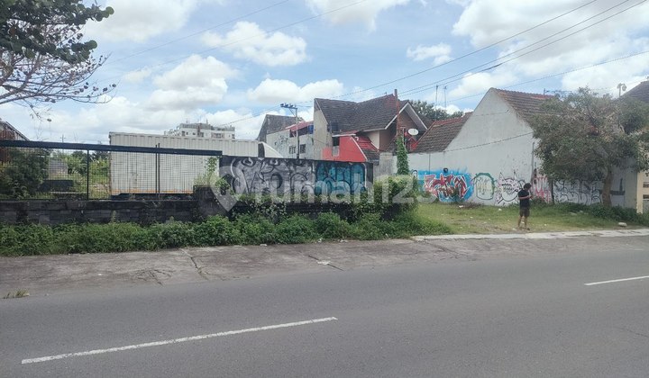 Immediately For Rent, Large Premium Strategic Land Near Business Center, Seturan Eturan Roadside. Immediately For Rent, Large Premium Strategic Land Near Business Center, Seturan Eturan Roadside.