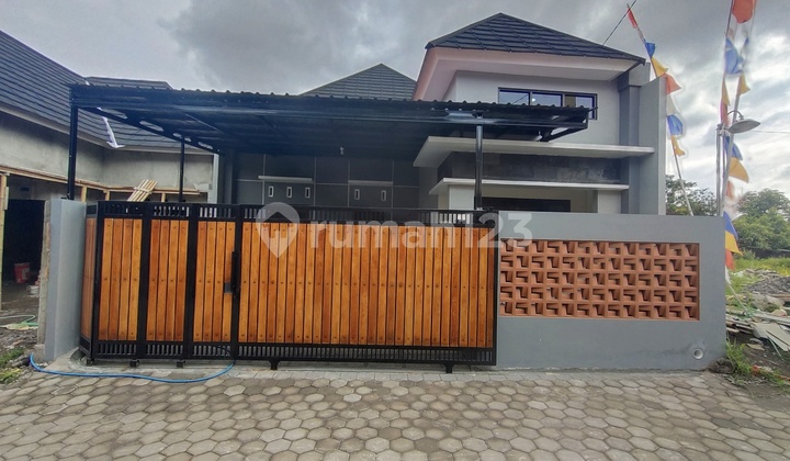 Beautiful House with 2-Car Carport Ready to Occupy in a Housing Estate in North Jogjabay, Sleman, Jogja