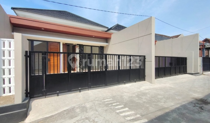 Rumah Dijual Cantik Carport 2 Mobil Di Timur Candi Sambisari Purwomartani Jogja 2