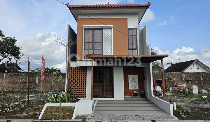 Rumah Mewah Dalam Perumahan One Gate System 5Menit Saja ke Malioboro Kota Jogja