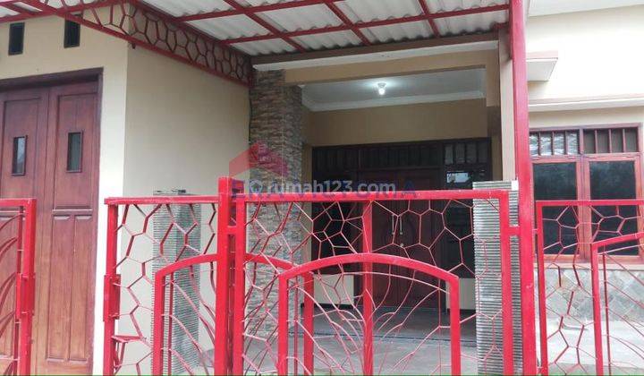 Dijual Rumah Kondisi Dan Lokasi Istimewa Dekat Berbagai Kampus Ternama Kota Malang 2