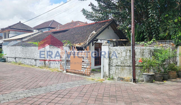 Golden Opportunity! Strategic House in Kuta Bali Ideal for Business & Residence