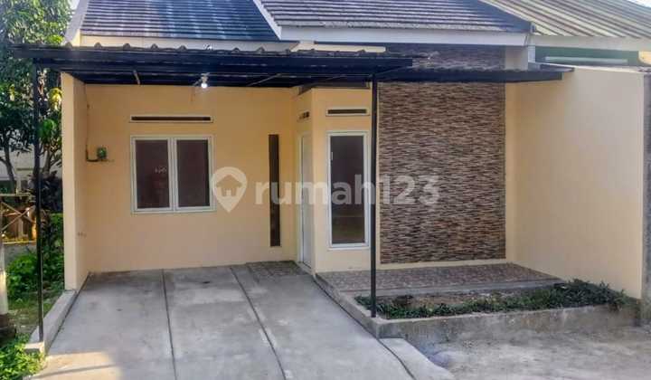 Rumah Minimalis Dilokasi Strategis Perbatasan Cinangka,depok Dan Pondok Cabe, Tangsel 1
