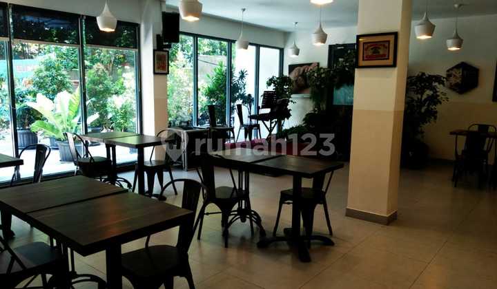 DIjual Dan Disewakan Ruko Gandeng Di Jl. Kemang Raya, Jakarta Selatan DIjual Dan Disewakan Ruko Gandeng Di Jl. Kemang Raya, Jakarta Selatan