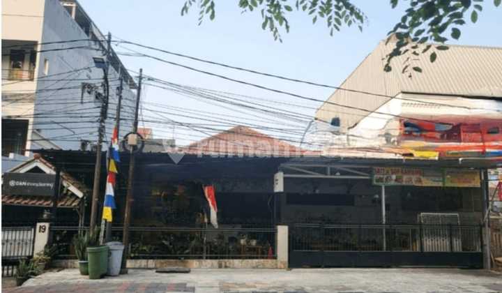 Dijual Rumah di Kawasan Rawamangun, Cocok untuk Usaha Kafe atau Rumah Makan