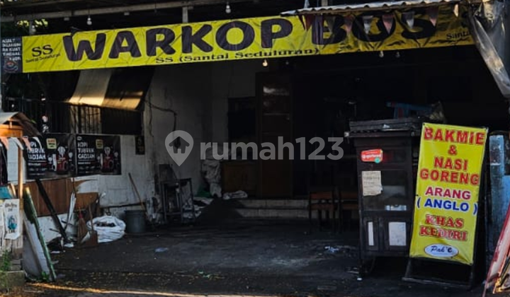 East Surabaya Bratang Gede House Facing South 2