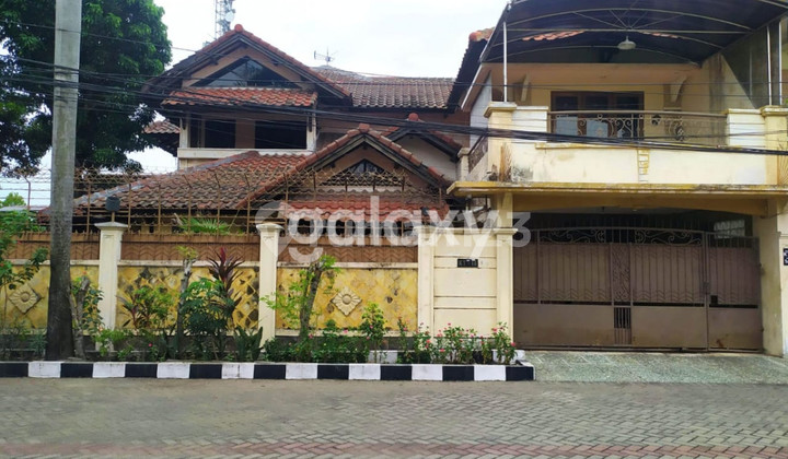 Rumah Satelit Utara 2 Lantai Hook Selatan Barat 1