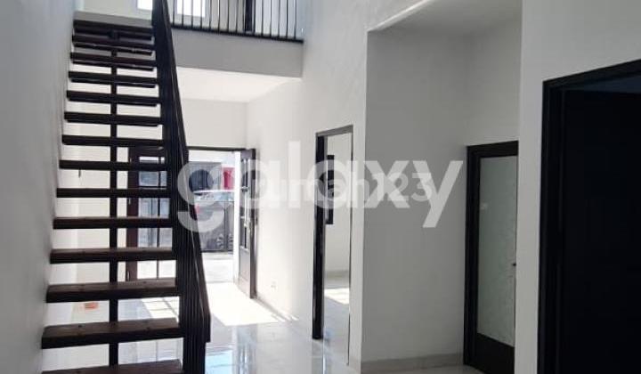 Rumah Mezanin Gunung Anyar Tambak Hadap Barat 2