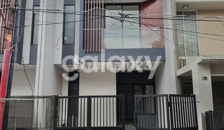 Rumah Gress Mulyosari Utara 2 Lantai Hadap Barat 1