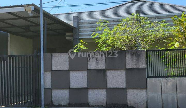 Rumah Klampis Anom Surabaya Hook Hadap Barat Selatan 2