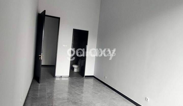 Rumah Jemur Andayani Surabaya Selatan 2 Lantai Hadap Timur 2