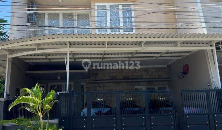 Rumah 2 Lantai Minimalis Modern Sutorejo Utara 2