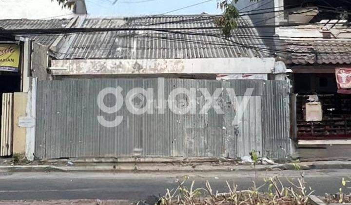 Rumah Hitung Tanah Raya Mulyosari Hadap Barat 1