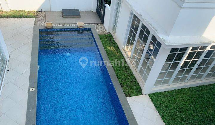 Jual Rumah Luxurious Kota Baru Parahyangan Rambut kasih swimming pool 1