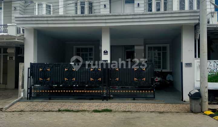 Jual Cepat Rumah 2 Lantai Tife Eropa Modern 