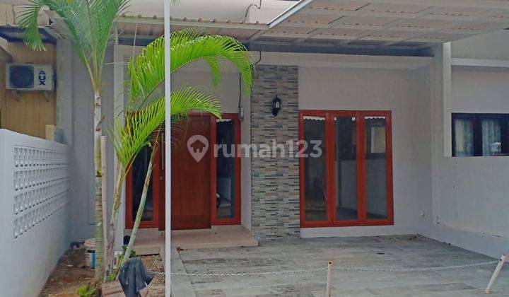 Rumah Minimalis Ke Jalan Raya 5 Menit di Pondok Benda 1