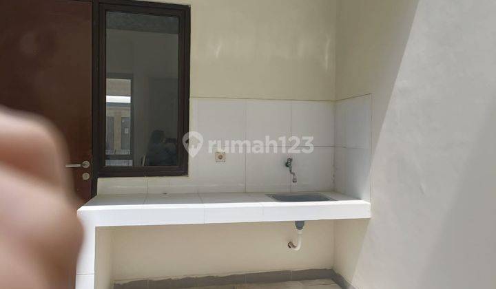 Disewakan Rumah Baru Bagus Minimalis di Pamulang 2