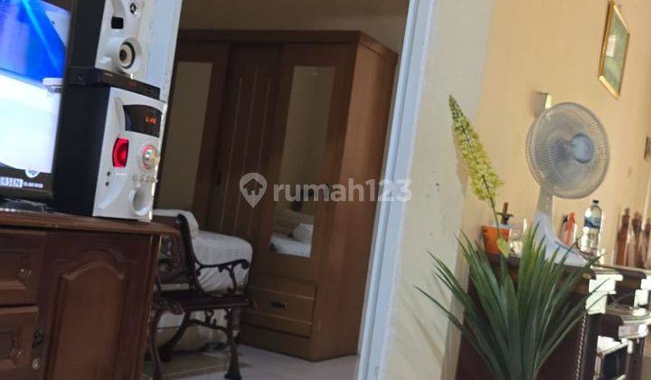 Dijual Rumah Cantik Rapi 1,5 Lantai di Pamulang 2