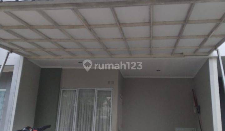 Disewakan Rumah Bagus Minimalis 2 Lantai dalam Cluster 1