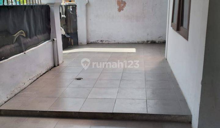 Disewakan Rumah Bagus Dan Luas di Villa Dago Pamulang 2